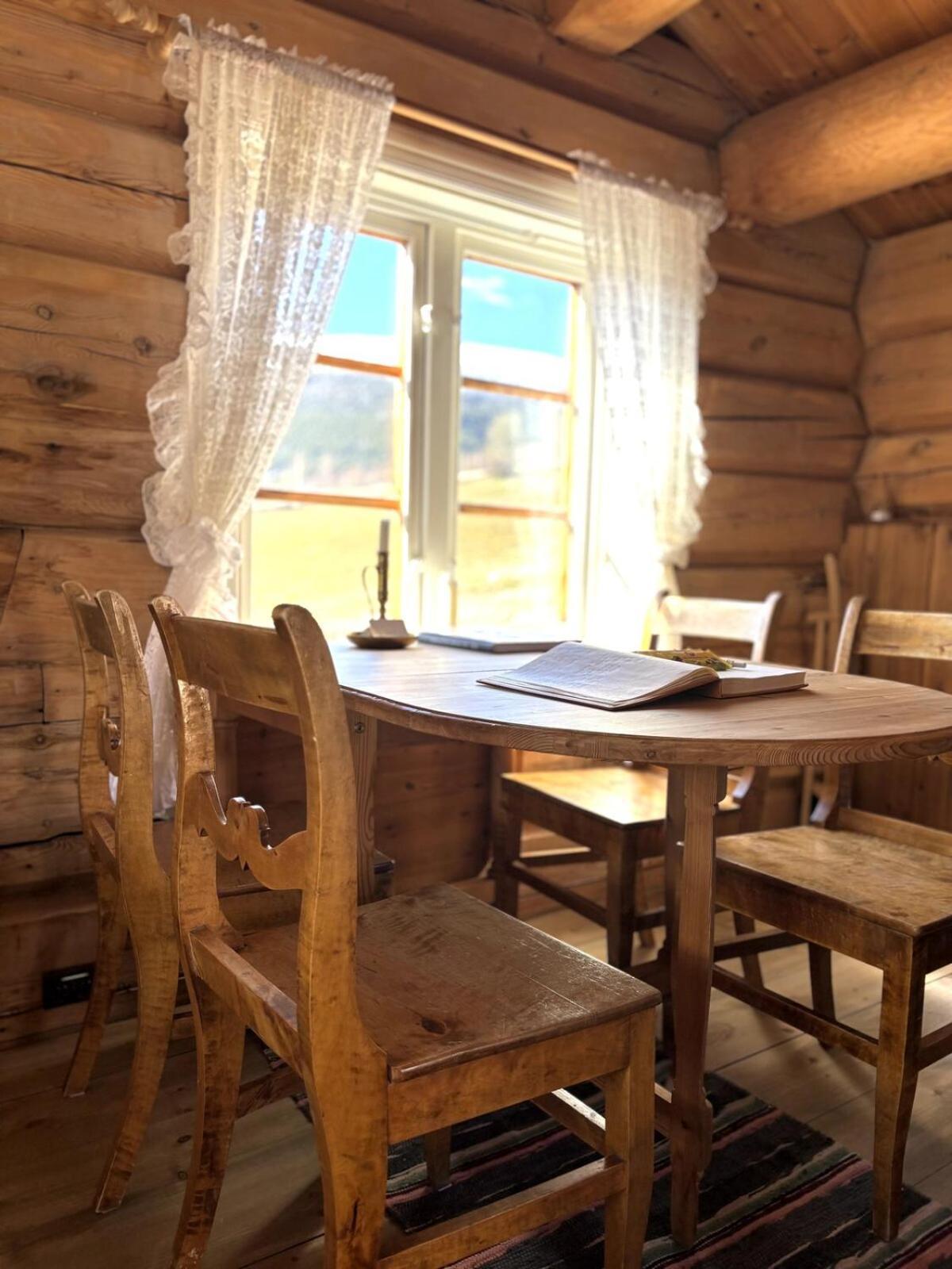 Stallen - Koselig Lite Hus Pa Gardstun Skjåk Exterior photo