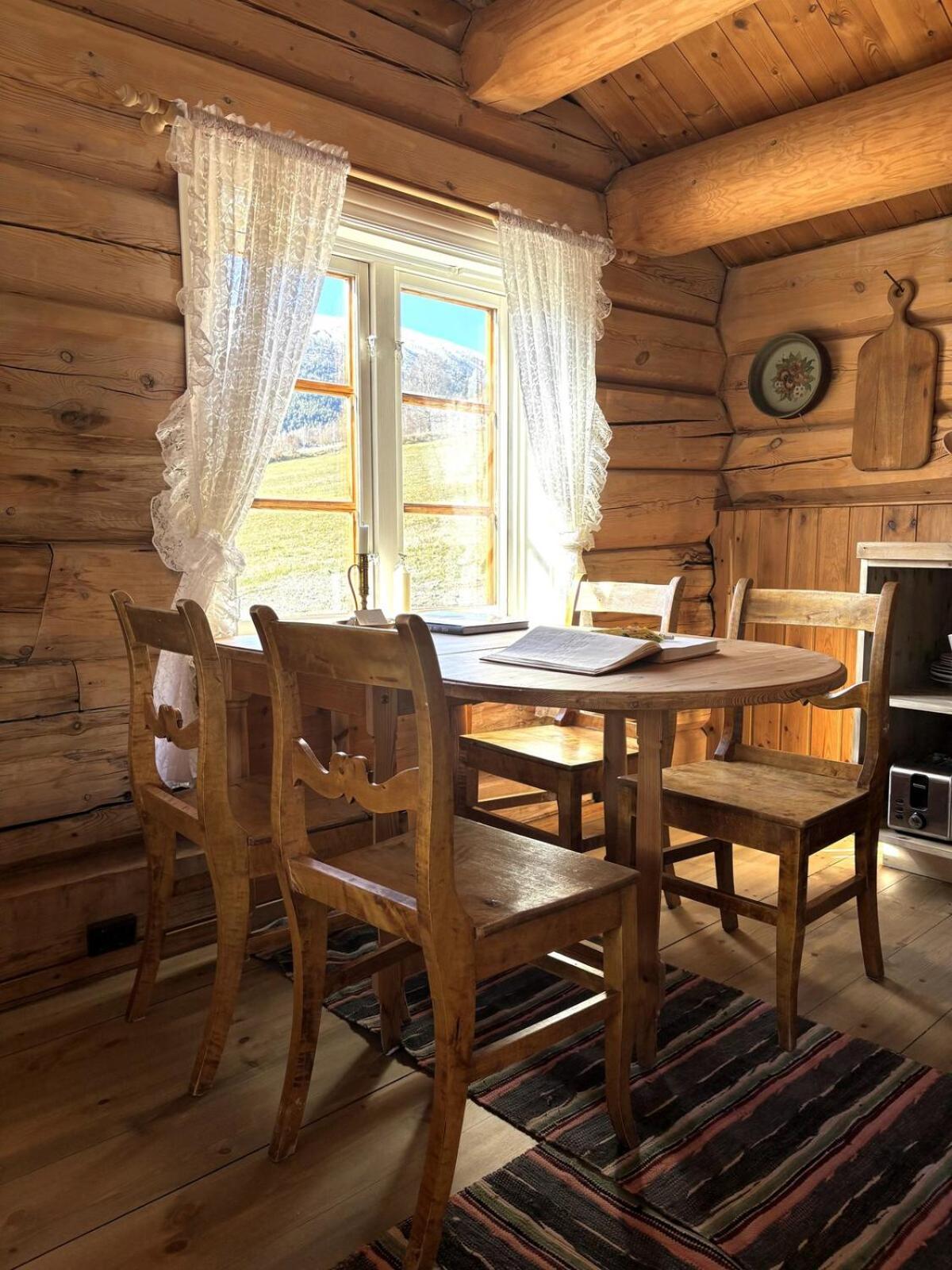 Stallen - Koselig Lite Hus Pa Gardstun Skjåk Exterior photo